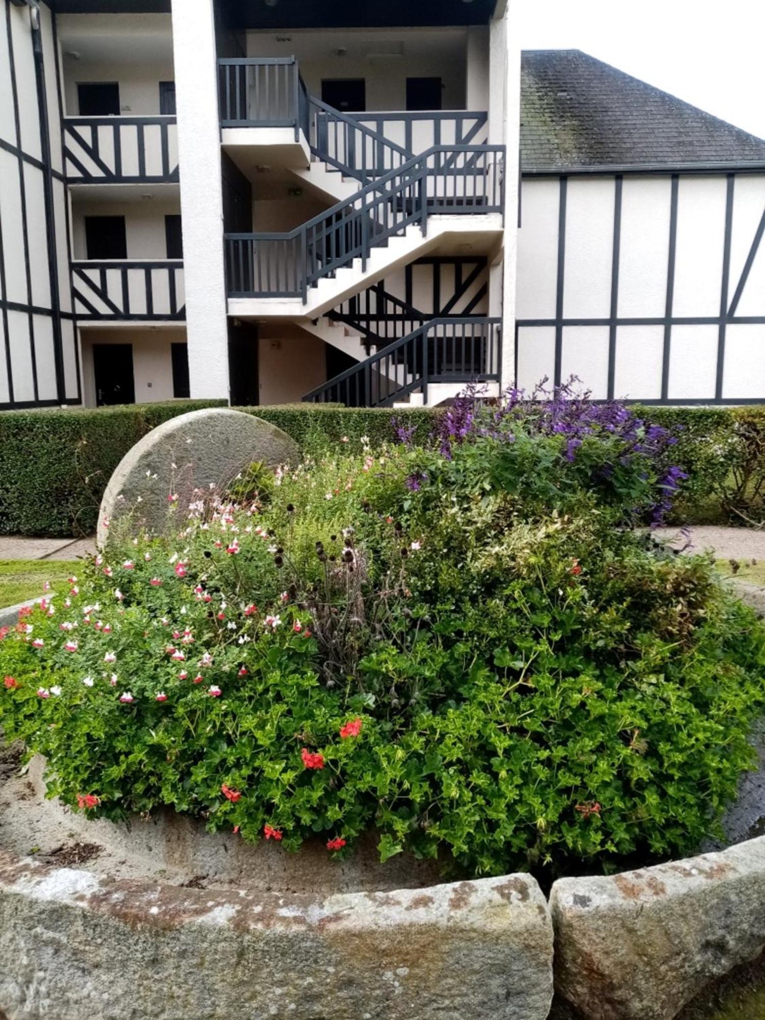 Cabourg Agreable T2 Residence Calme - Terrasse 20M2 - Animaux Bienvenus Экстерьер фото
